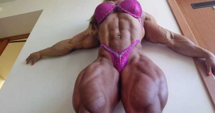 Бахар Набиева ноги