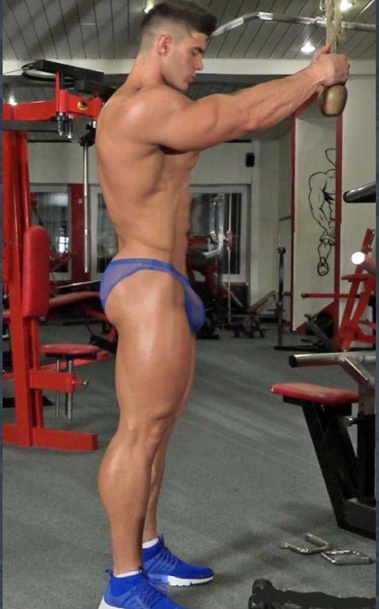 Jock с большими мышцами