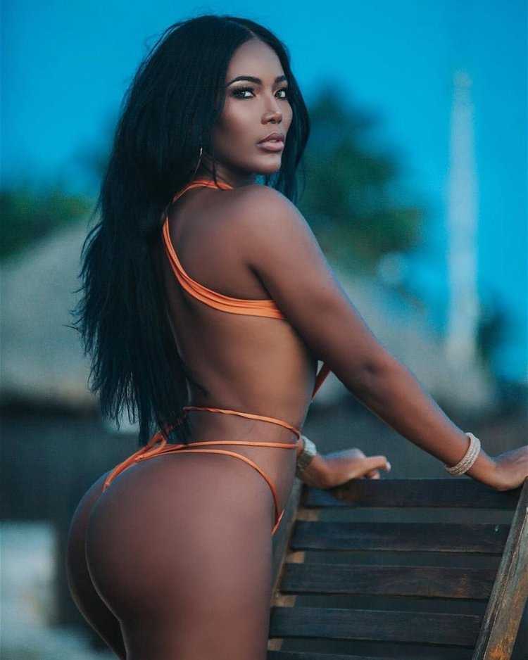 Монифа Дженсен (Monifa Jansen)