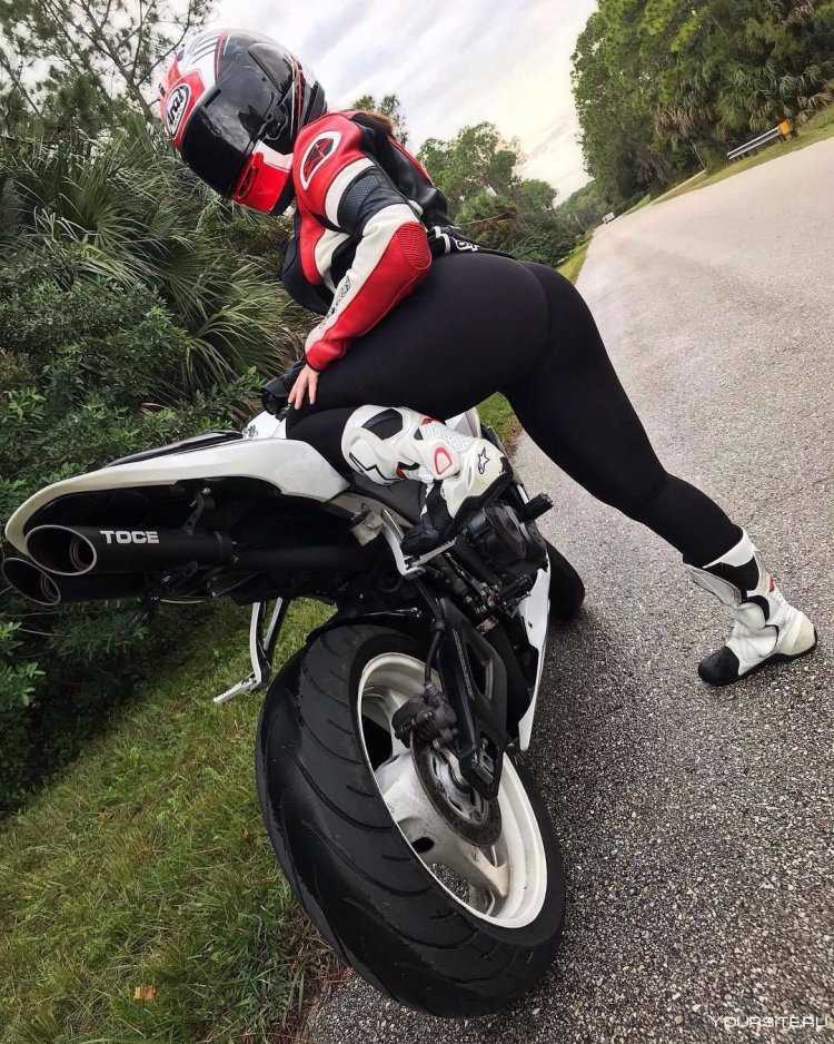 Спортбайк сзади