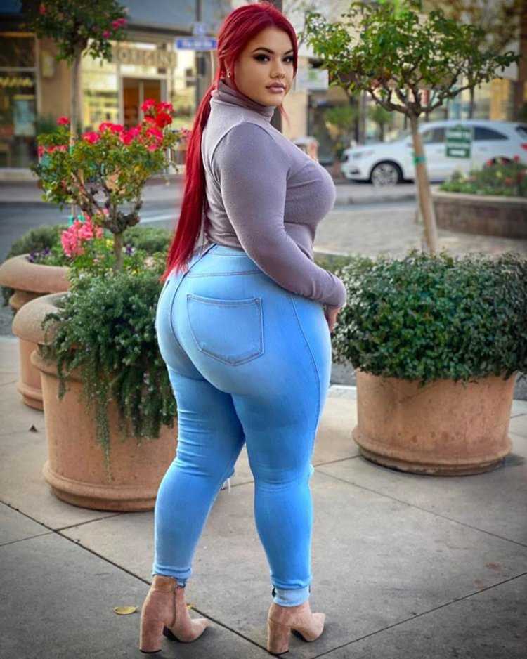 Стефани Гонсалес Plus Size