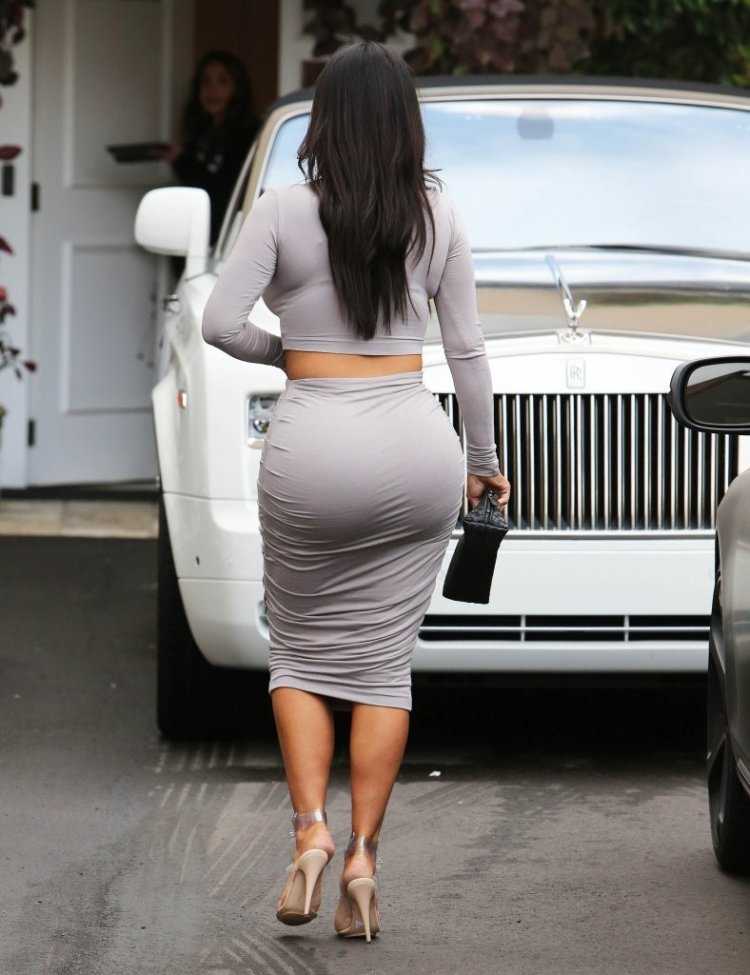 Красивые попки в одежде