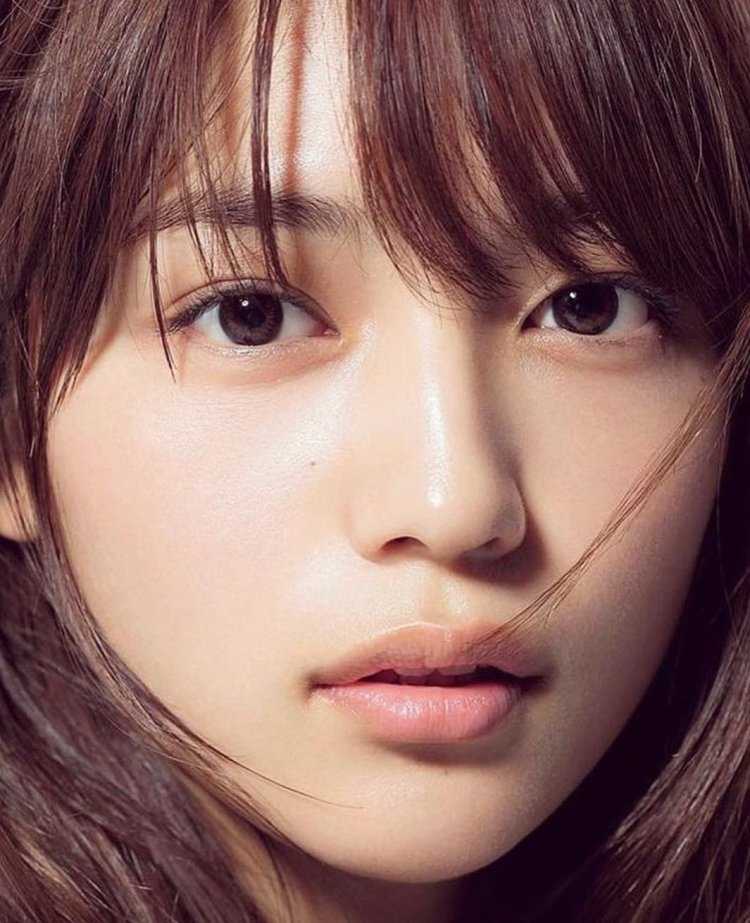 Красивое лицо японки