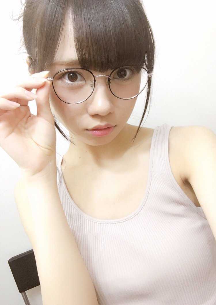 Японские девочки в очках