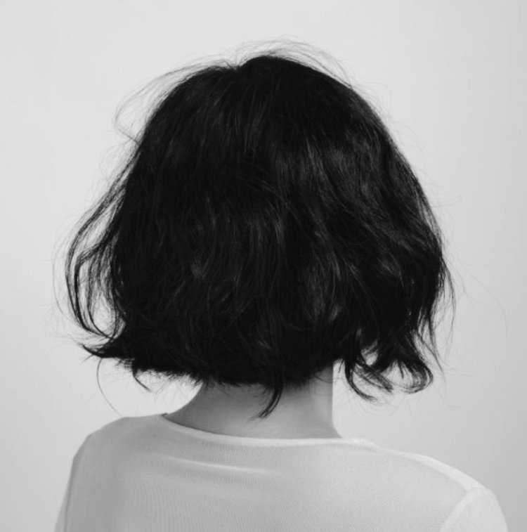 Черные волосы каре Эстетика