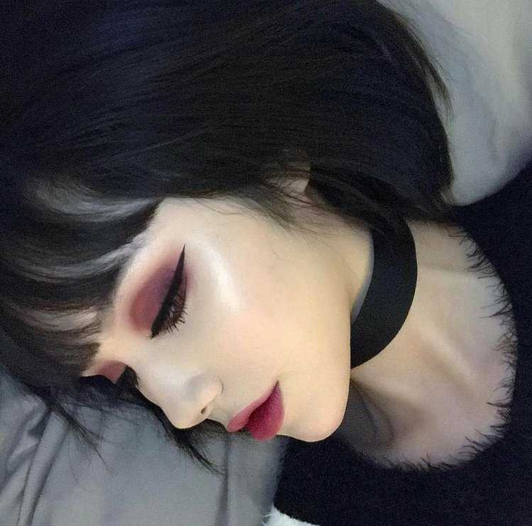 Черные волосы каре Эстетика