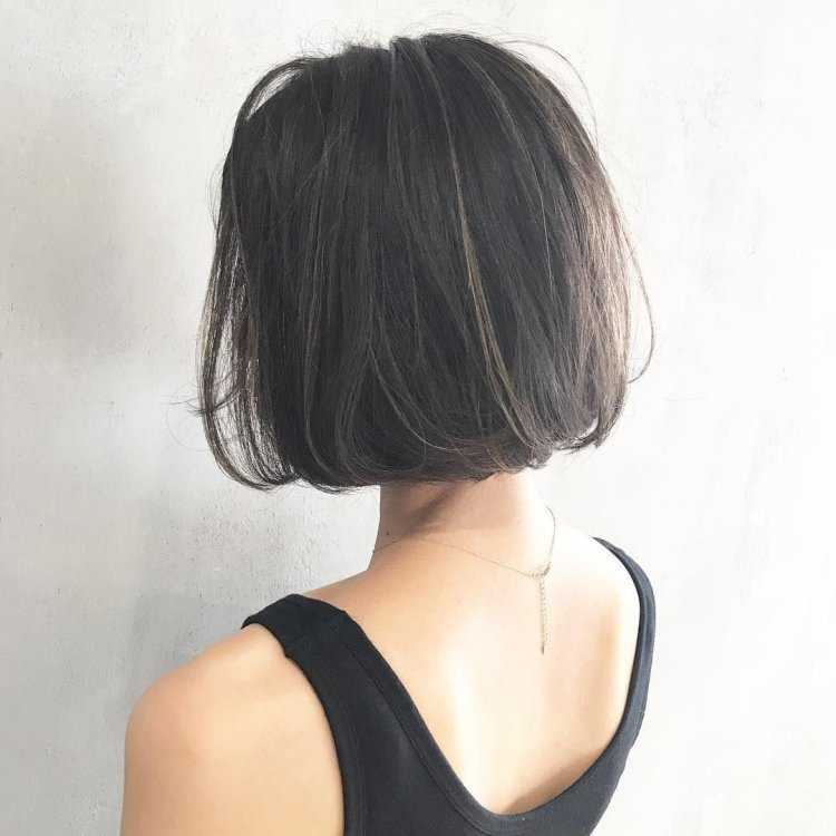 Черные волосы каре Эстетика