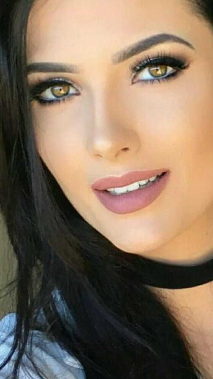 Макияж для брюнеток с зелеными глазами