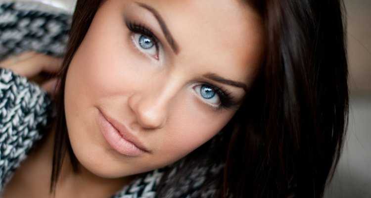 Алина Жарова