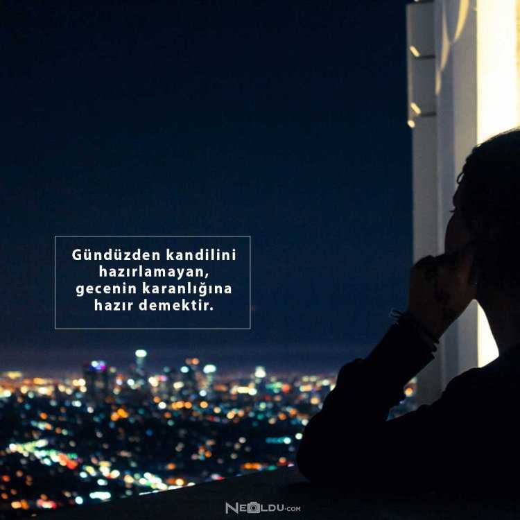 Брюнетка со спины вечером44