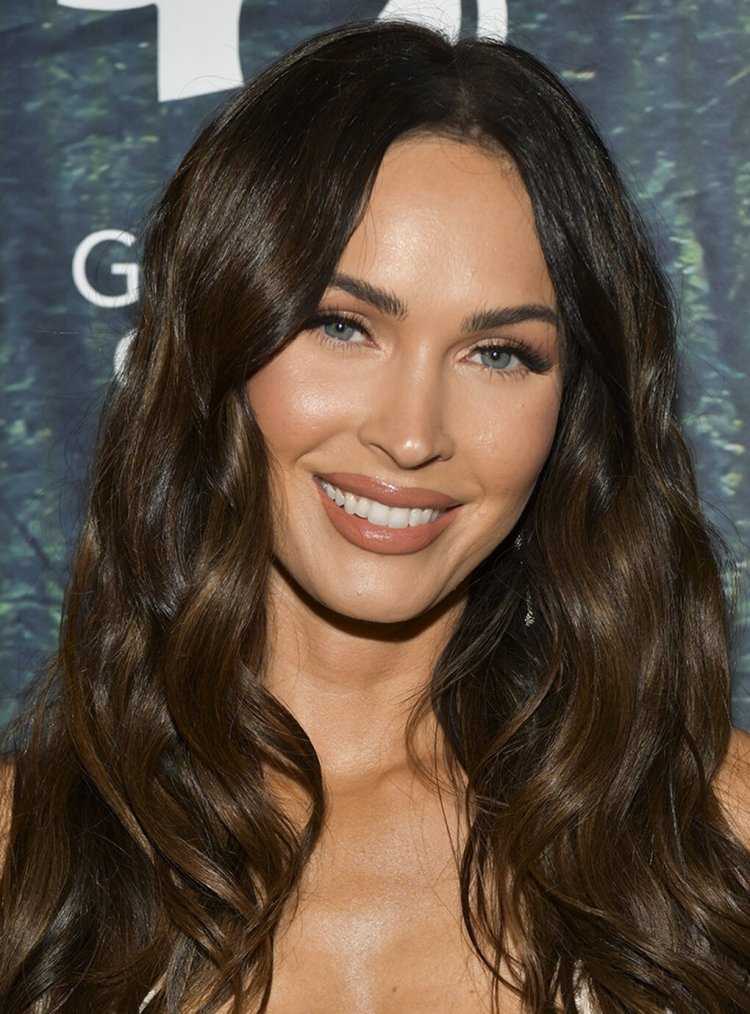 Меган Фокс голливудская волна