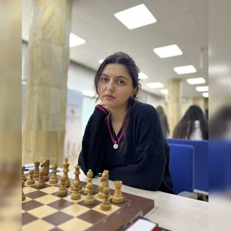 Чемпионка мира по шахматам азербайджанка6