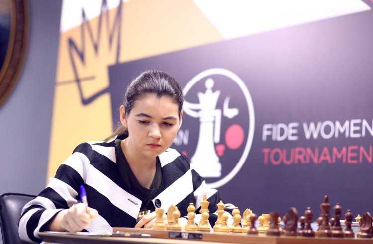 Мария пешек