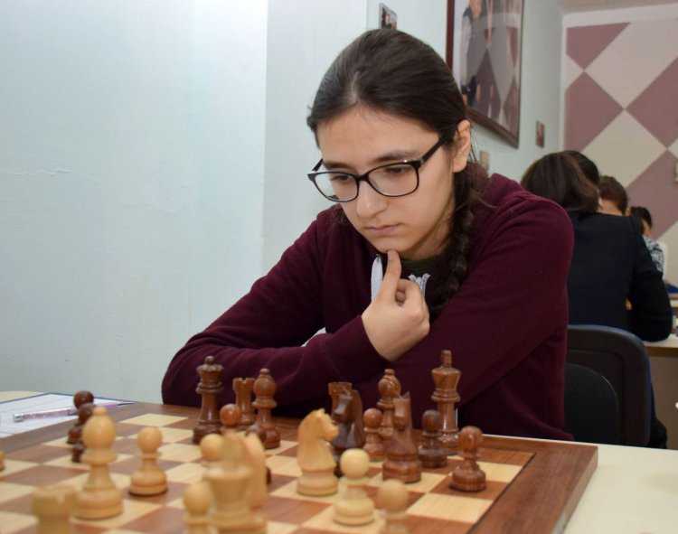 Ханым Баладжаева шахматы