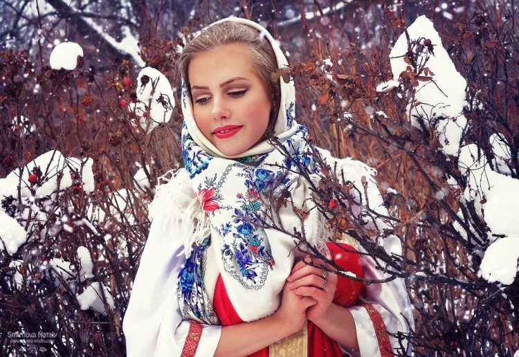 Славянские красавицы зимой