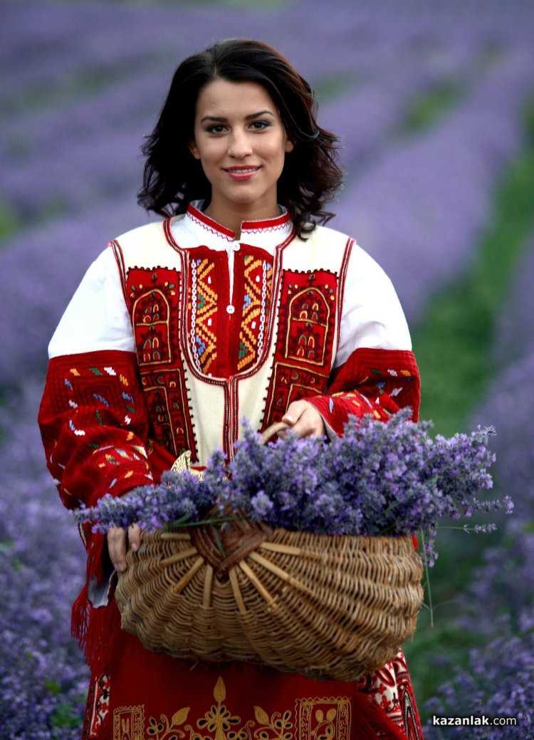 Национальный костюм Молдавии