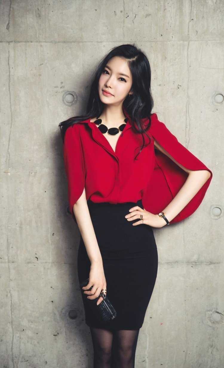 Деловая кореянка29