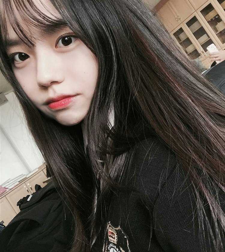 Кореянки ulzzang с чёрными волосами