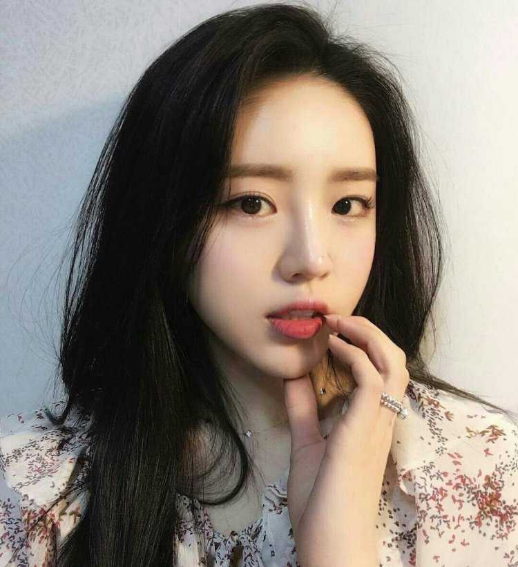 Кореянка с американской внешностью