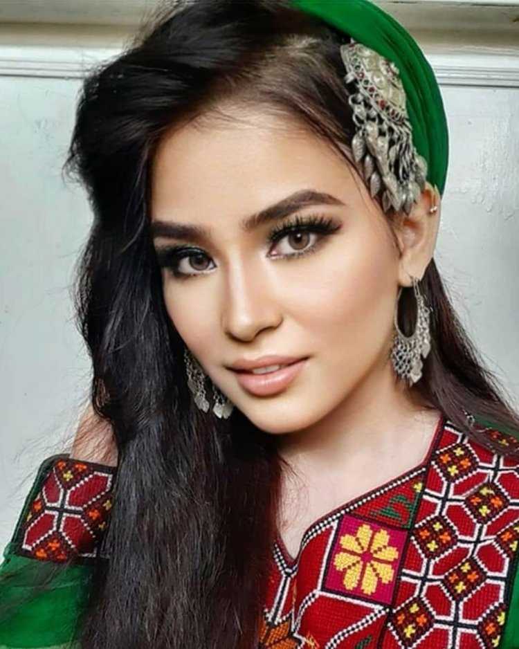 Туркменские девушки