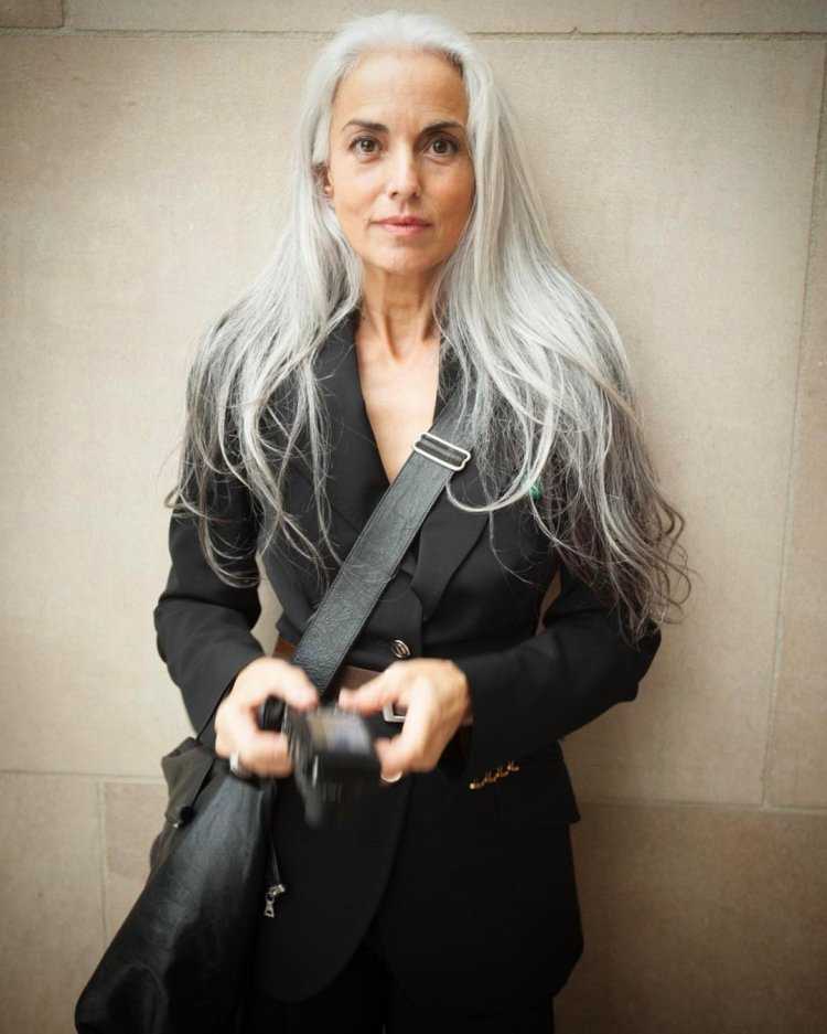 61-Летняя модель Ясмина Росси