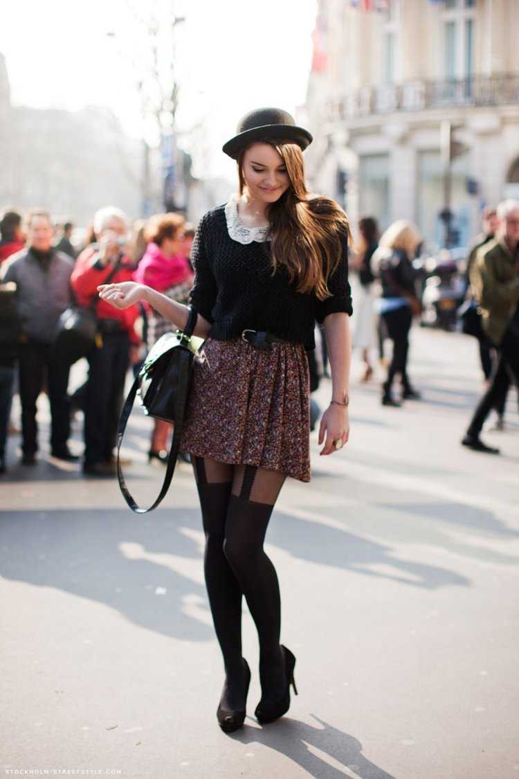 Модные девушки на улице