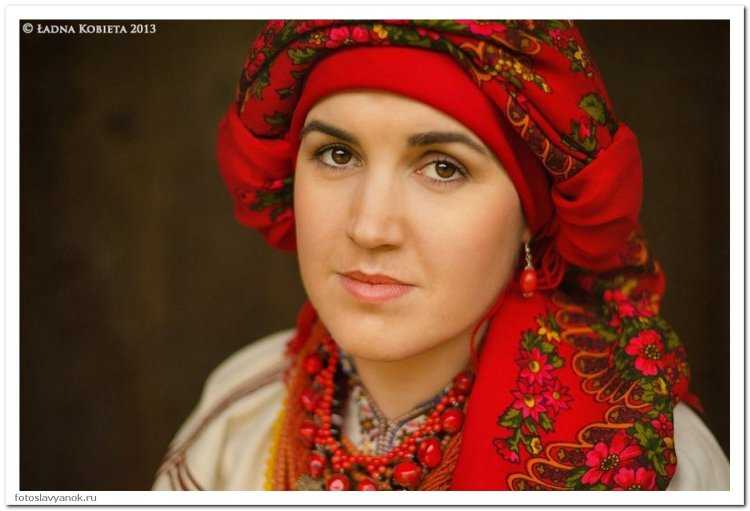 Украинский национальный головной убор женский
