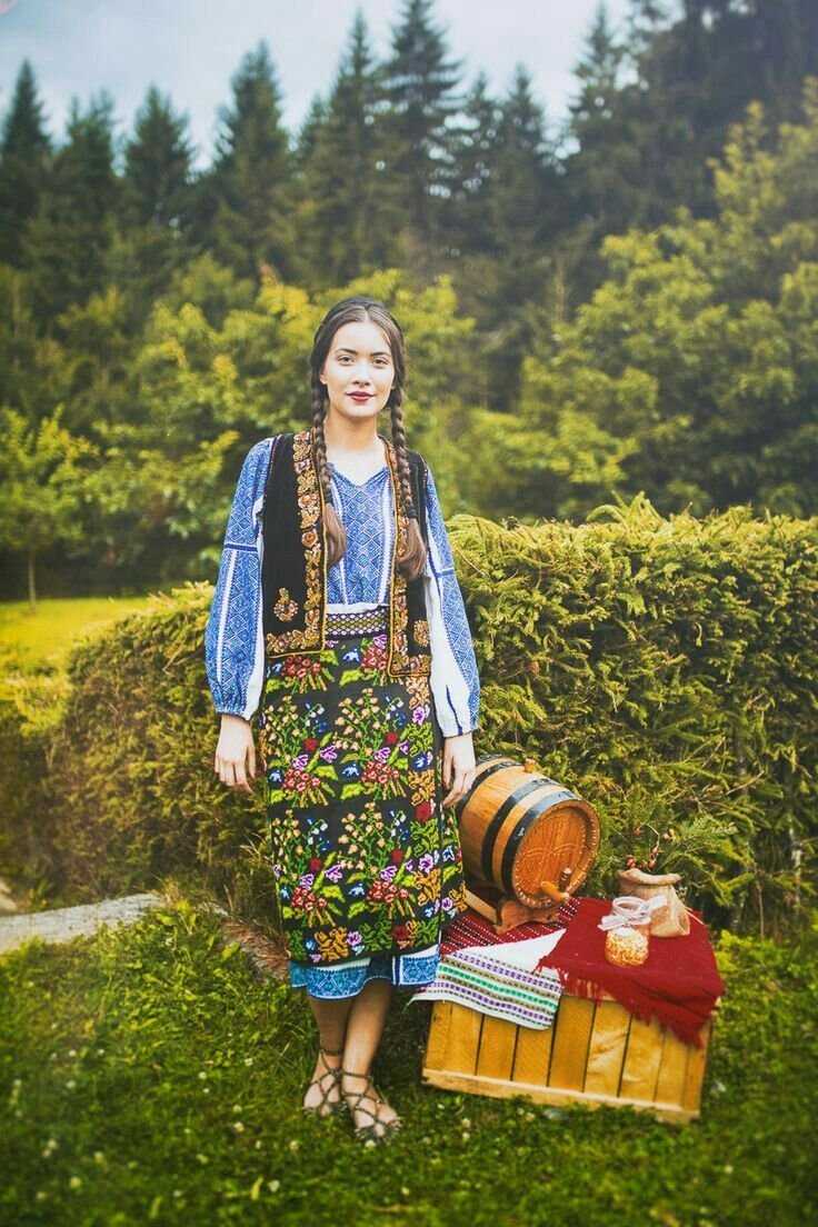 Ксения Дели