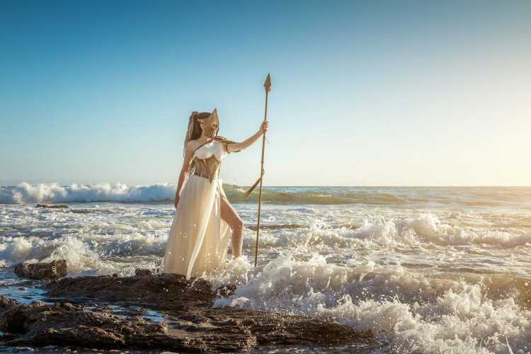 Греческая богиня Афина косплей