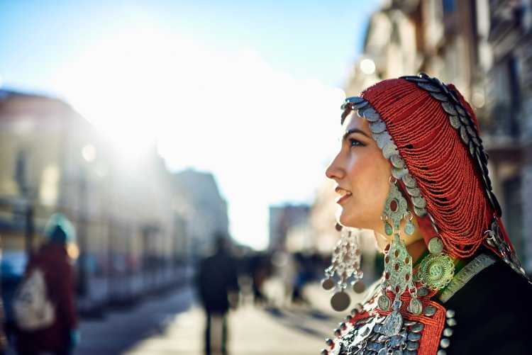 Красивые татарки в платке