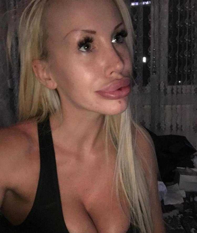 Яна Белоусова мукла