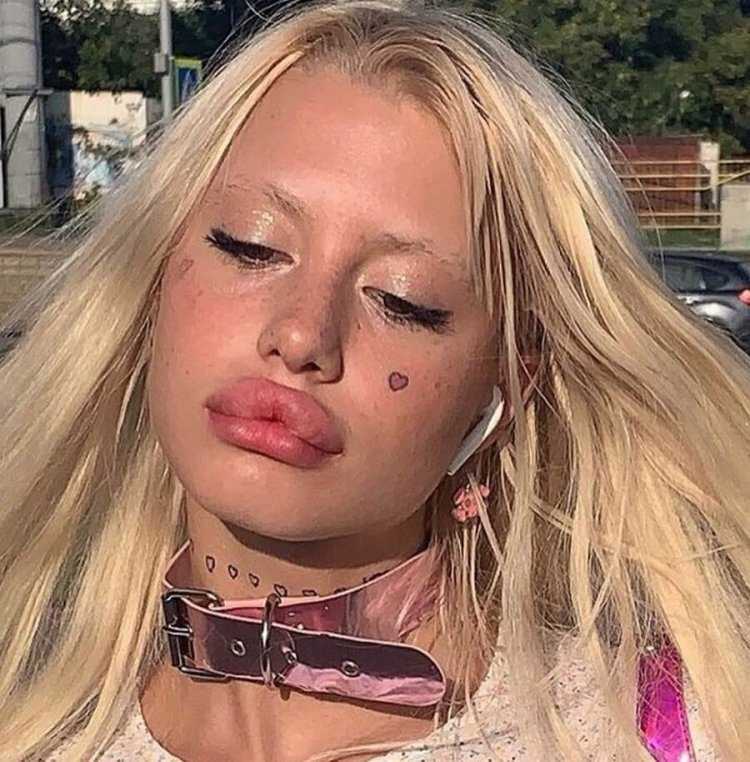 Аня Михеева пацанки