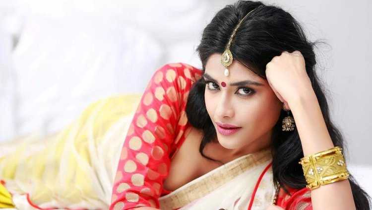 Ведика актриса индийская