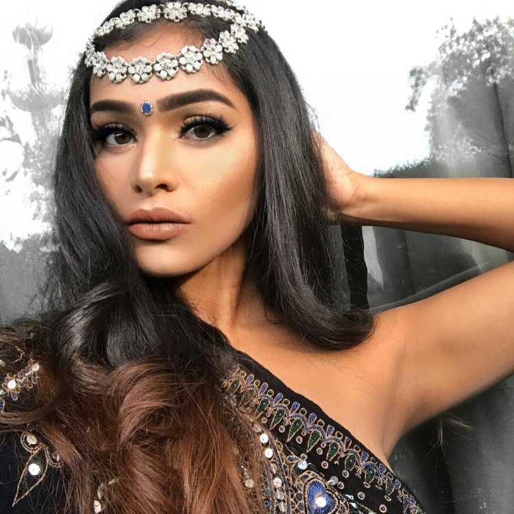 Мохинур Исмаилова