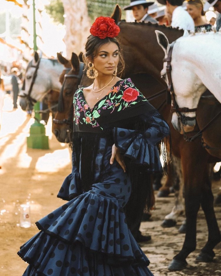 Испанские цыгане фламенко платье