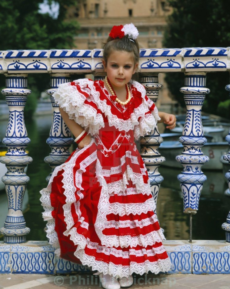 Наряд в испанском стиле