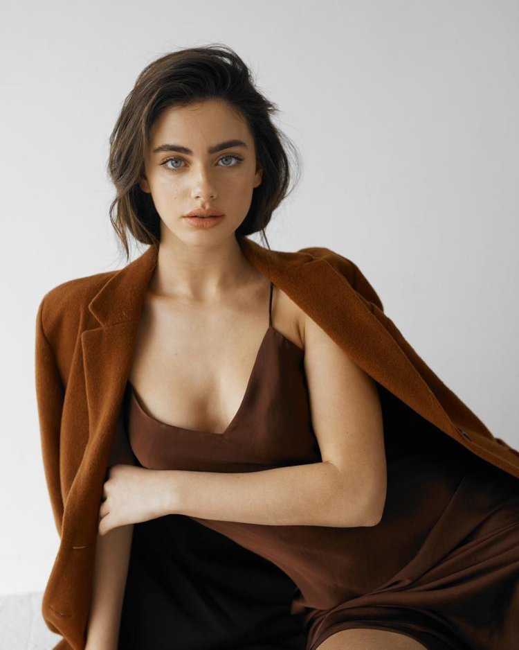 Яэль Шелбиа модель