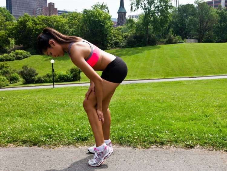 Ноги девушек после бега