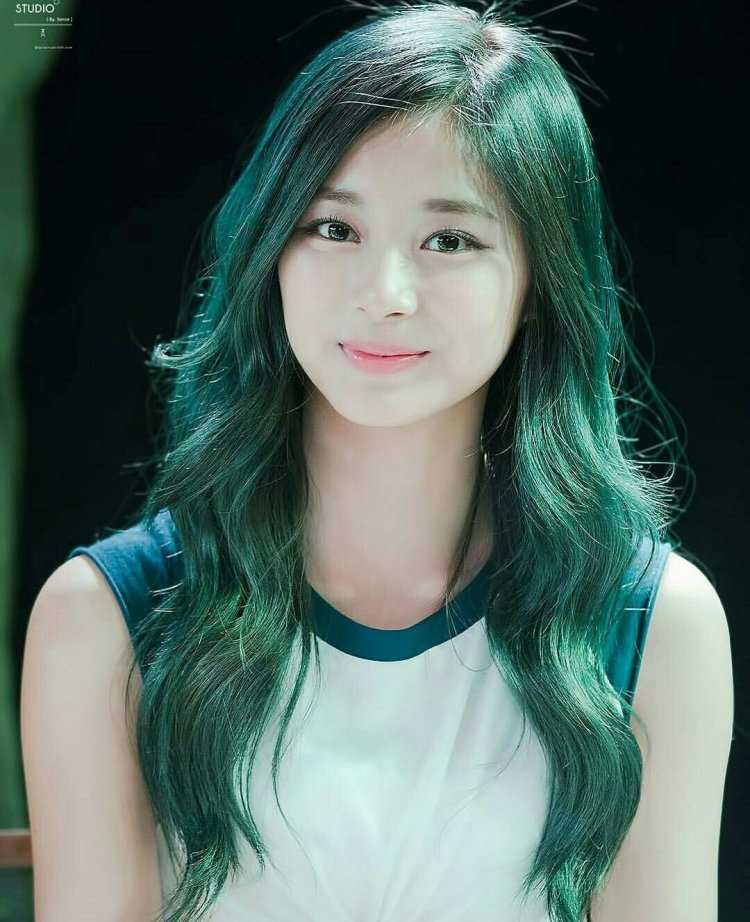 Японки с зелеными волосами