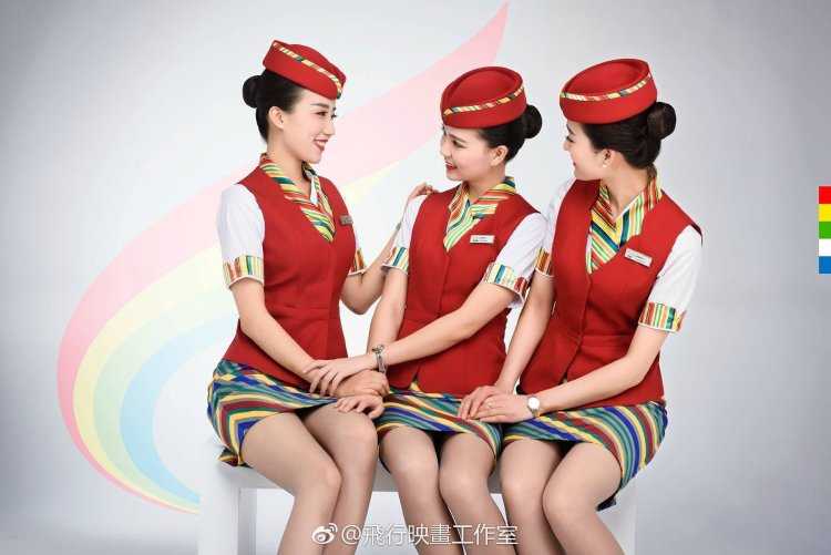 Стюардессы японских авиалиний