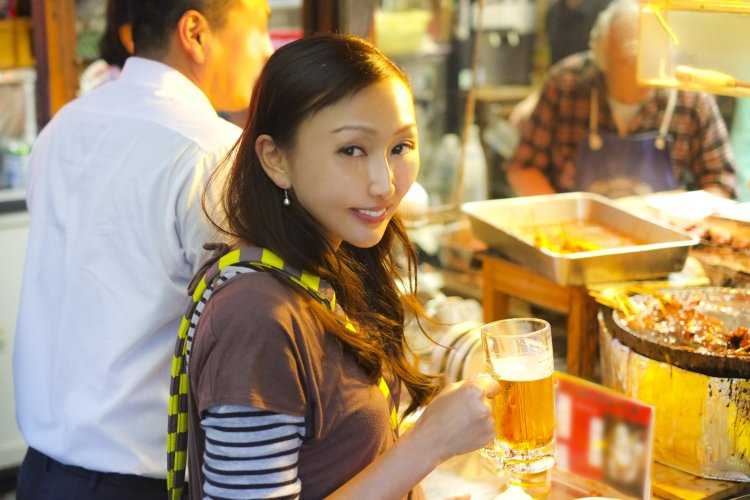 Японцы в баре