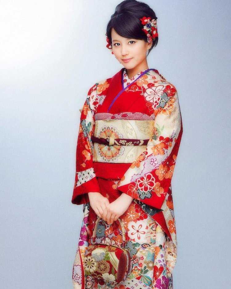Национальное кимоно Япония