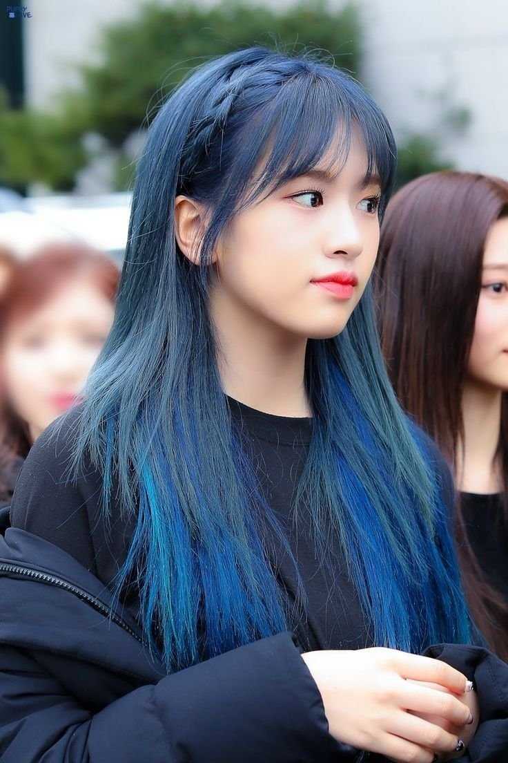 Yujin Izone Blue hair