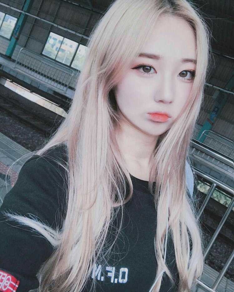 Roh Kyung Joo