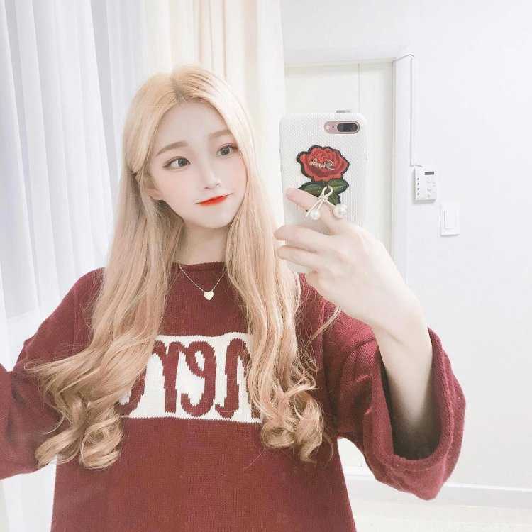 Кореянка Саша Ким