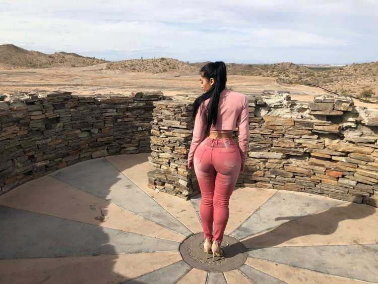 Джейлин Охеда Очоа (Jailyne Ojeda Ochoa)