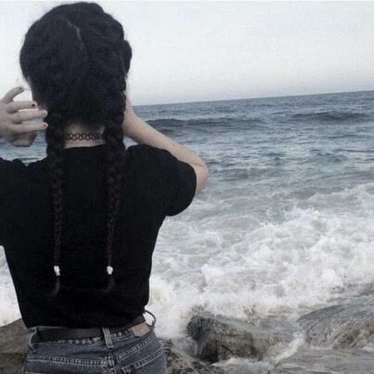 Кавказские девушки на море18