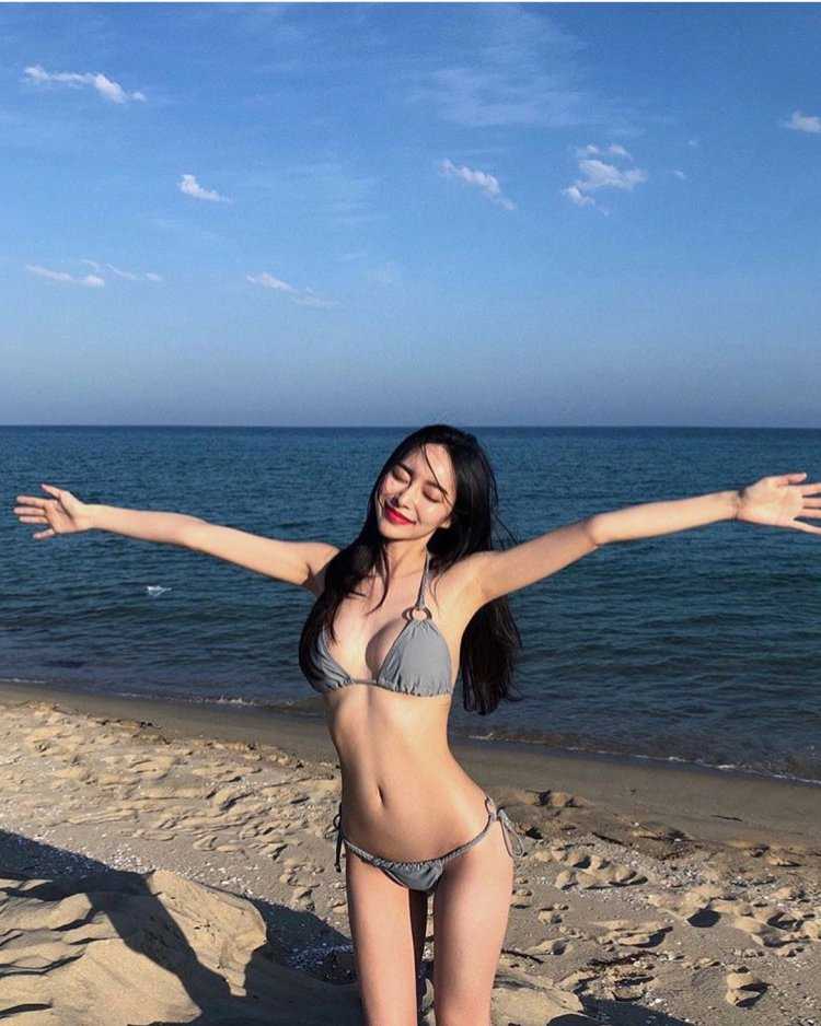 Асель Эшимканова