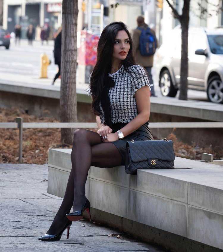 Кавказские девушки в колготках11