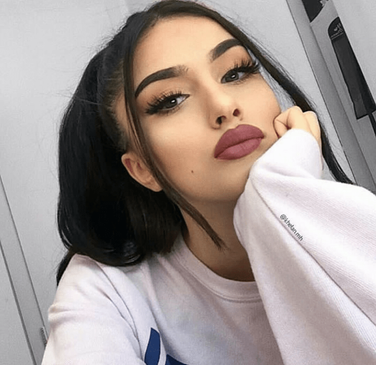 Брови азербайджанок